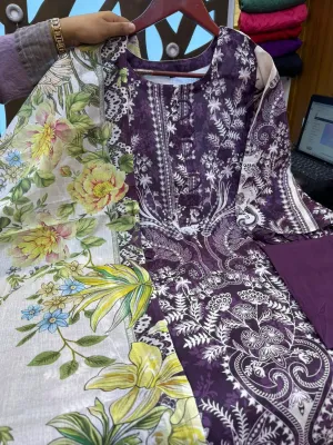 Swizz Lawn Digital Floral Set